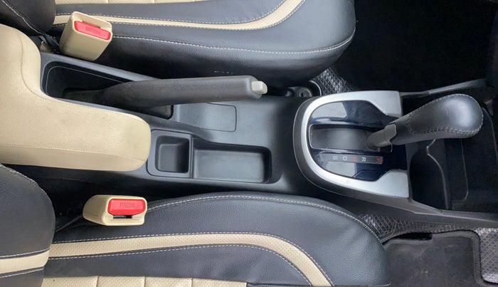 2019 Honda Jazz 1.2L I-VTEC VX CVT, Petrol, Automatic, 63,064 km, Gear Lever