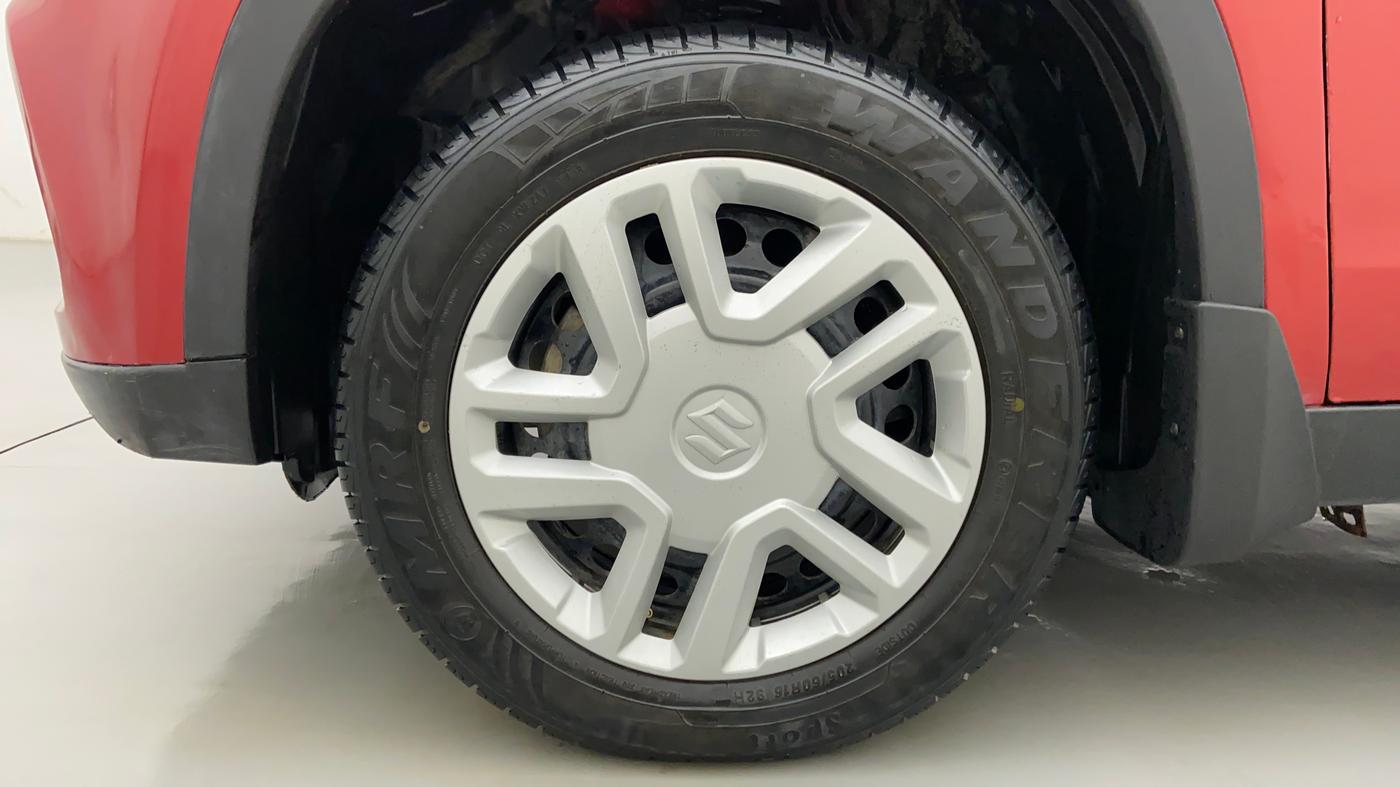 2019 Maruti Vitara Brezza VDI, Diesel, Manual, 27,830 km, Left Front Wheel