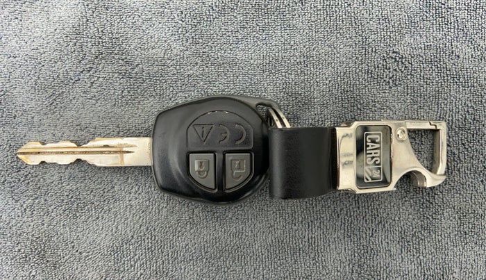 2019 Maruti Vitara Brezza VDI, Diesel, Manual, 27,830 km, Key Close Up