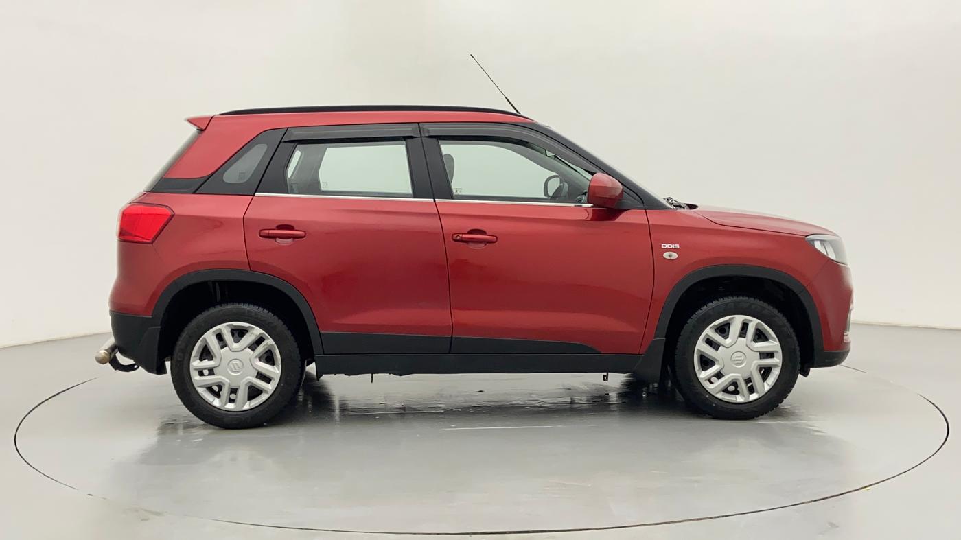 2019 Maruti Vitara Brezza VDI, Diesel, Manual, 27,830 km, Right Side