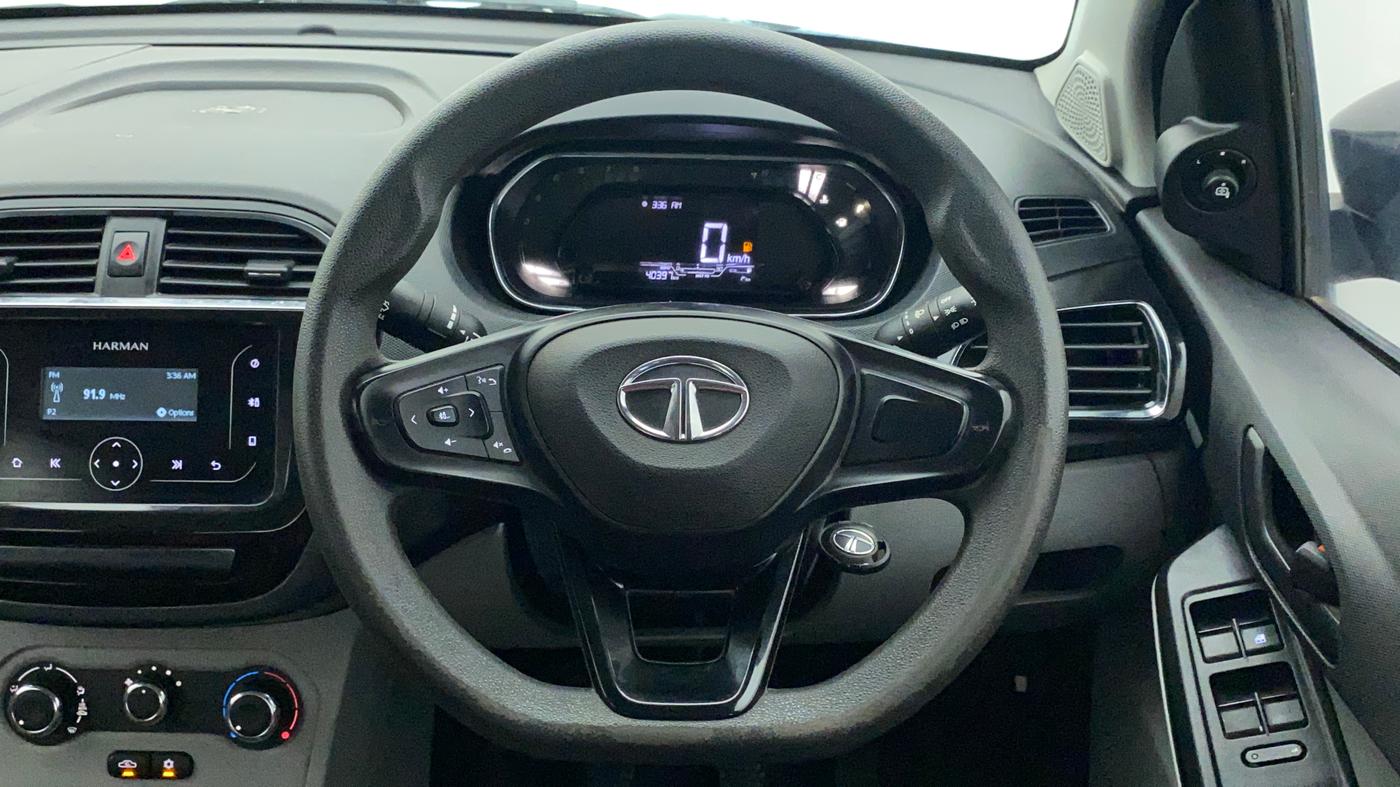 2021 Tata Tiago XT PETROL, Petrol, Manual, 40,397 km, Steering Wheel Close Up