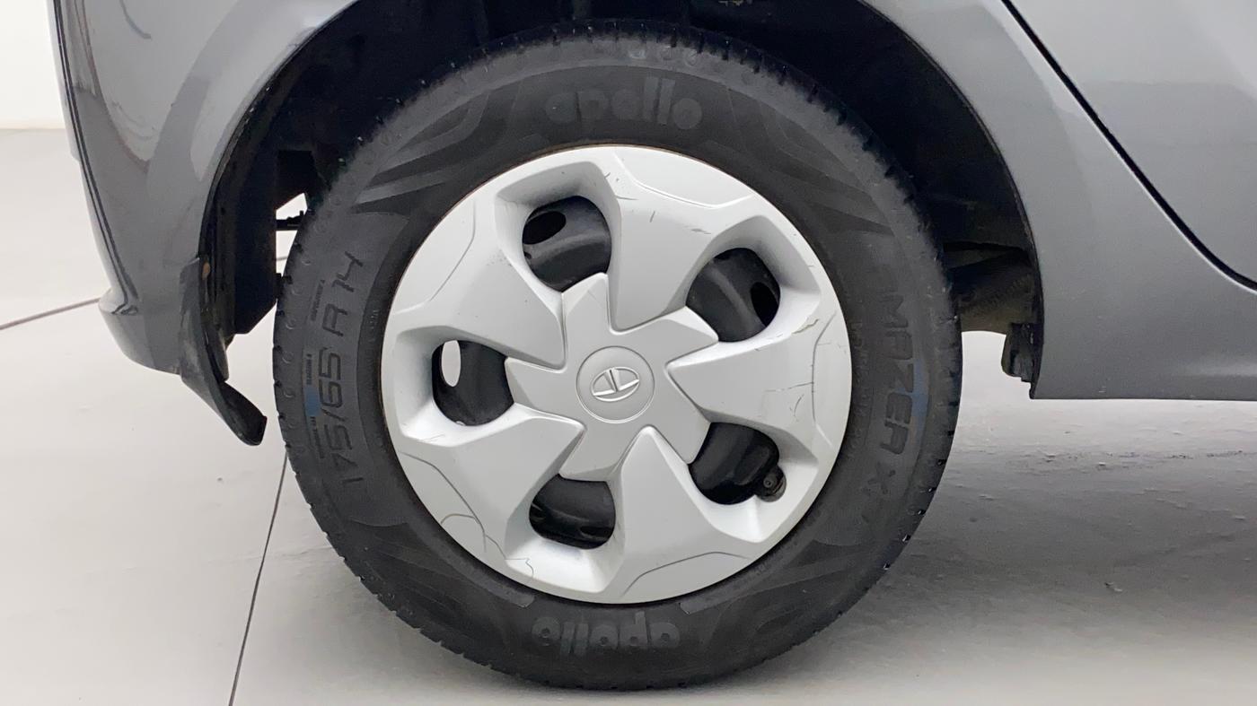 2021 Tata Tiago XT PETROL, Petrol, Manual, 40,397 km, Right Rear Wheel