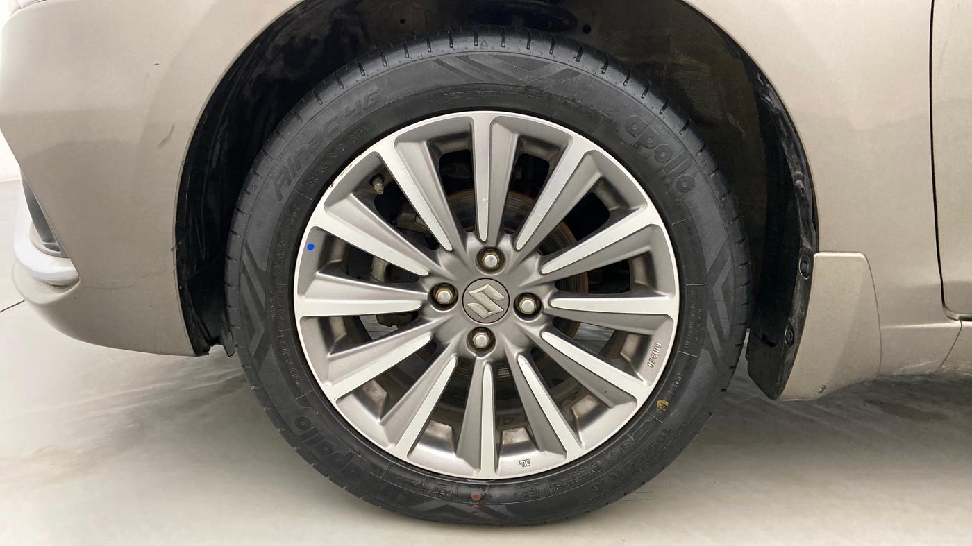 2018 Maruti Ciaz ALPHA 1.5 SHVS PETROL, Petrol, Manual, 21,061 km, Left Front Wheel