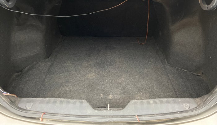 2018 Maruti Ciaz ALPHA 1.5 SHVS PETROL, Petrol, Manual, 21,061 km, Boot Inside