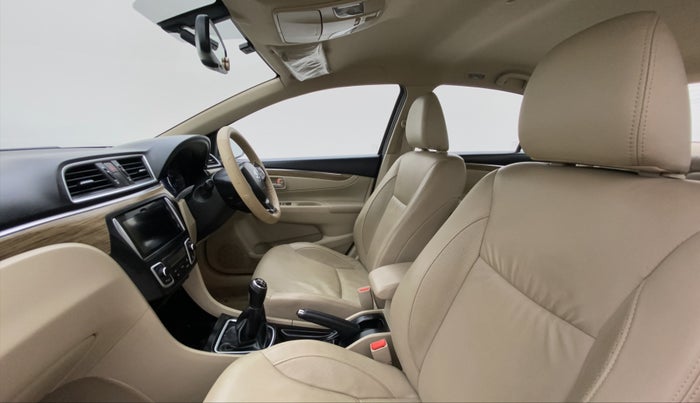 2018 Maruti Ciaz ALPHA 1.5 SHVS PETROL, Petrol, Manual, 21,061 km, Right Side Front Door Cabin