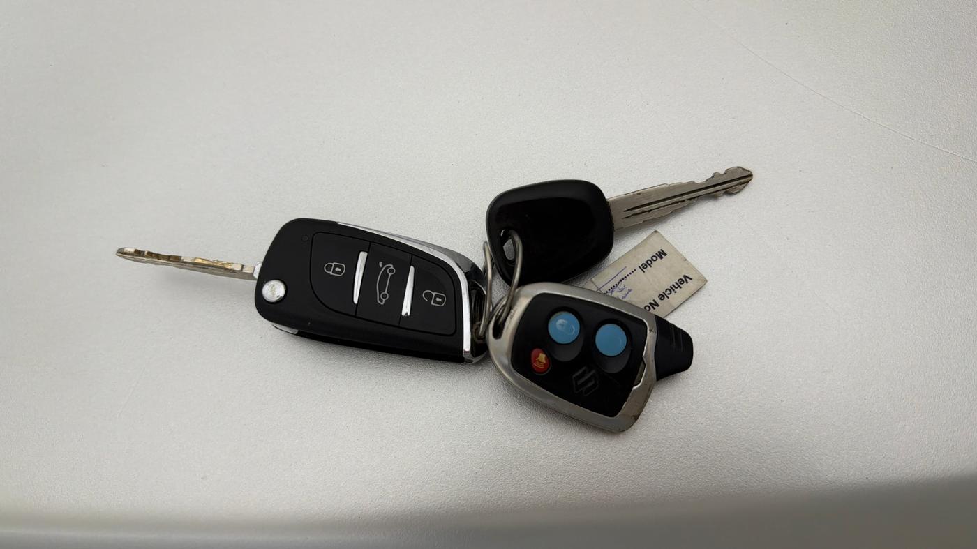2015 Maruti Celerio VXI AMT, Petrol, Automatic, 42,550 km, Key Close Up