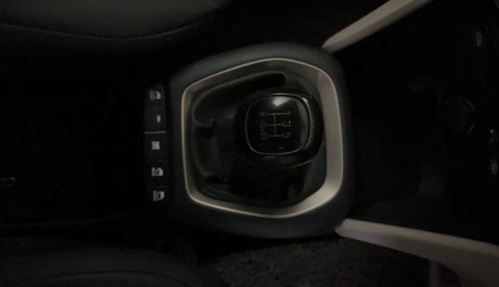 2021 Hyundai NEW SANTRO MAGNA, Petrol, Manual, 48,765 km, Gear Lever