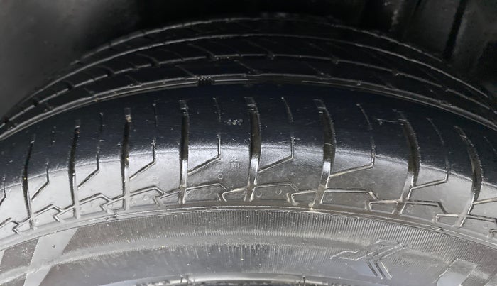 2018 Maruti S Cross ZETA 1.3 SHVS, Diesel, Manual, 80,849 km, Left Rear Tyre Tread