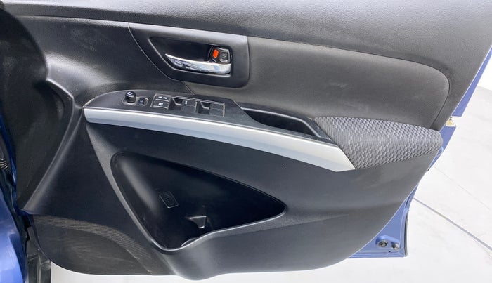 2018 Maruti S Cross ZETA 1.3 SHVS, Diesel, Manual, 80,849 km, Driver Side Door Panels Control