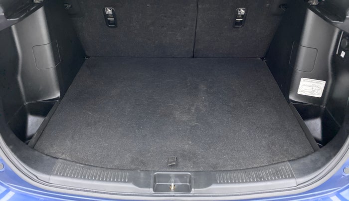 2018 Maruti S Cross ZETA 1.3 SHVS, Diesel, Manual, 80,849 km, Boot Inside