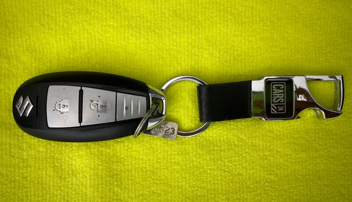 2018 Maruti S Cross ZETA 1.3 SHVS, Diesel, Manual, 80,849 km, Key Close Up