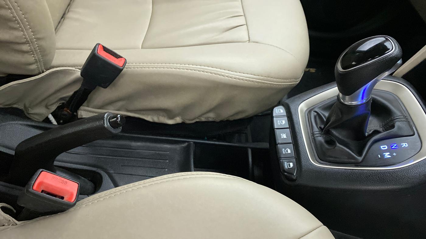 2019 Hyundai NEW SANTRO 1.1 SPORTS AMT, Petrol, Automatic, 20,950 km, Gear Lever