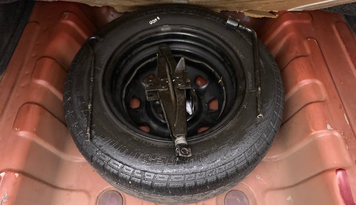 2011 Hyundai Accent EXECUTIVE, Petrol, Manual, 70,123 km, Spare Tyre