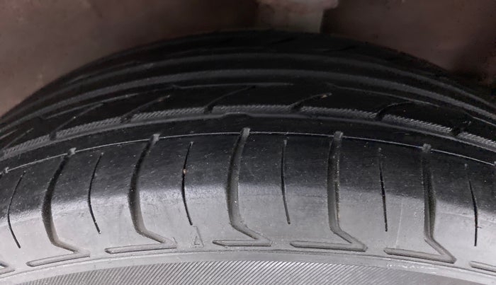 2011 Hyundai Accent EXECUTIVE, Petrol, Manual, 70,123 km, Left Rear Tyre Tread