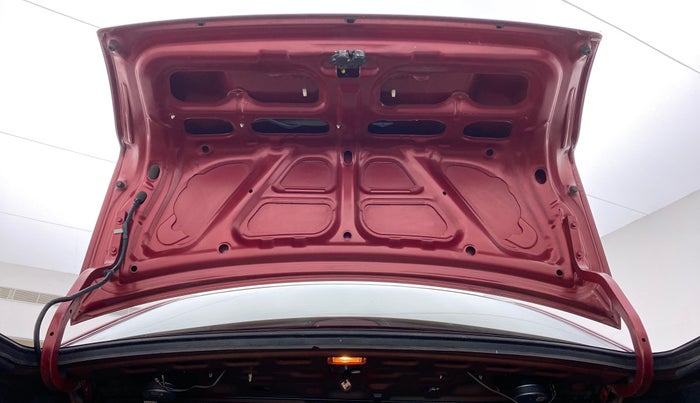 2011 Hyundai Accent EXECUTIVE, Petrol, Manual, 70,123 km, Boot Door Open