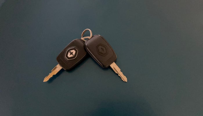 2020 Renault Kwid NEOTECH RXL 0.8, Petrol, Manual, 54,264 km, Key Close Up