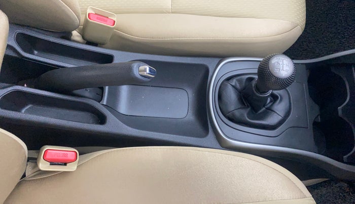 2022 Honda City 1.5L I-VTEC V MT 5TH GEN, Petrol, Manual, 19,312 km, Gear Lever