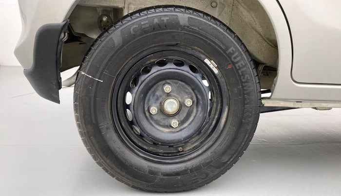 2020 Maruti Alto LXI, Petrol, Manual, 26,799 km, Right Rear Wheel