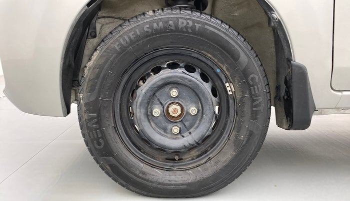 2020 Maruti Alto LXI, Petrol, Manual, 26,799 km, Left Front Wheel