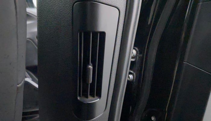 2022 Tata Safari XZ PLUS DARK EDITION, Diesel, Manual, 30,564 km, Rear AC Vents