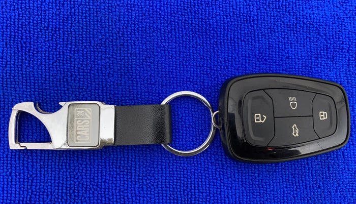 2022 Tata Safari XZ PLUS DARK EDITION, Diesel, Manual, 30,564 km, Key Close Up