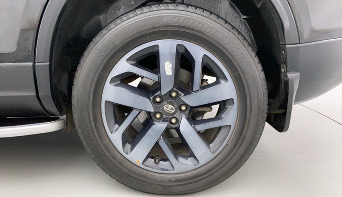 2022 Tata Safari XZ PLUS DARK EDITION, Diesel, Manual, 30,564 km, Left Rear Wheel