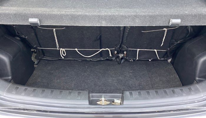 2016 Maruti Swift VXI D, Petrol, Manual, 73,059 km, Boot Inside