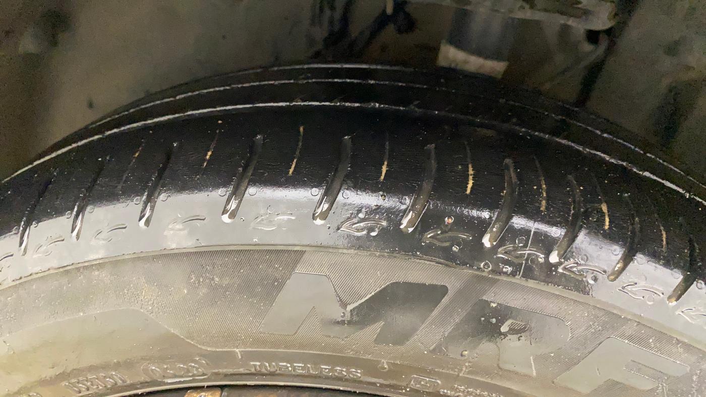 2023 Tata ALTROZ XM PLUS PETROL, Petrol, Manual, 52,520 km, Left Front Tyre Tread