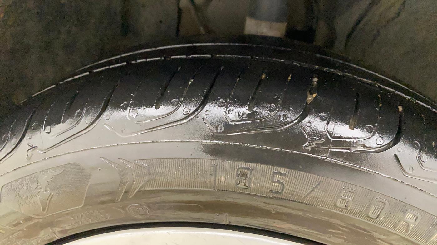 2023 Tata ALTROZ XM PLUS PETROL, Petrol, Manual, 52,520 km, Right Front Tyre Tread