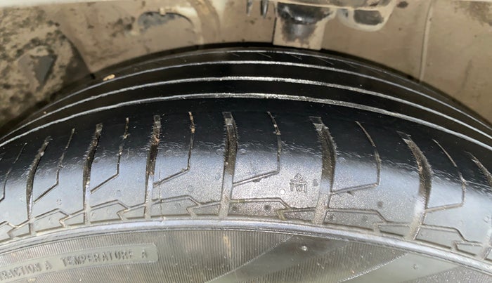 2020 Hyundai Creta SX 1.5 PETROL, Petrol, Manual, 28,309 km, Left Front Tyre Tread