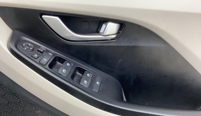 2020 Hyundai Creta SX 1.5 PETROL, Petrol, Manual, 28,309 km, Driver Side Door Panels Control