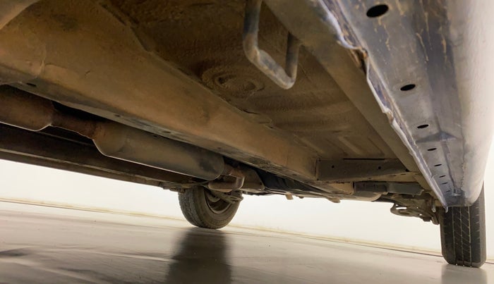 2014 Maruti Swift VXI, Petrol, Manual, 51,657 km, Right Side Underbody