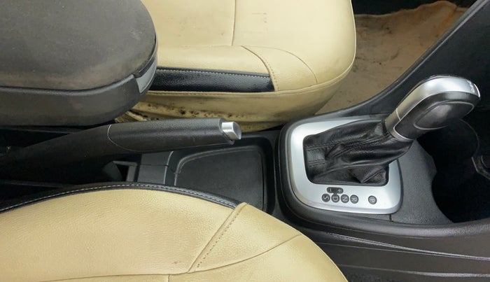 2018 Volkswagen Polo GT TSI 1.2 PETROL AT, Petrol, Automatic, 67,253 km, Gear Lever