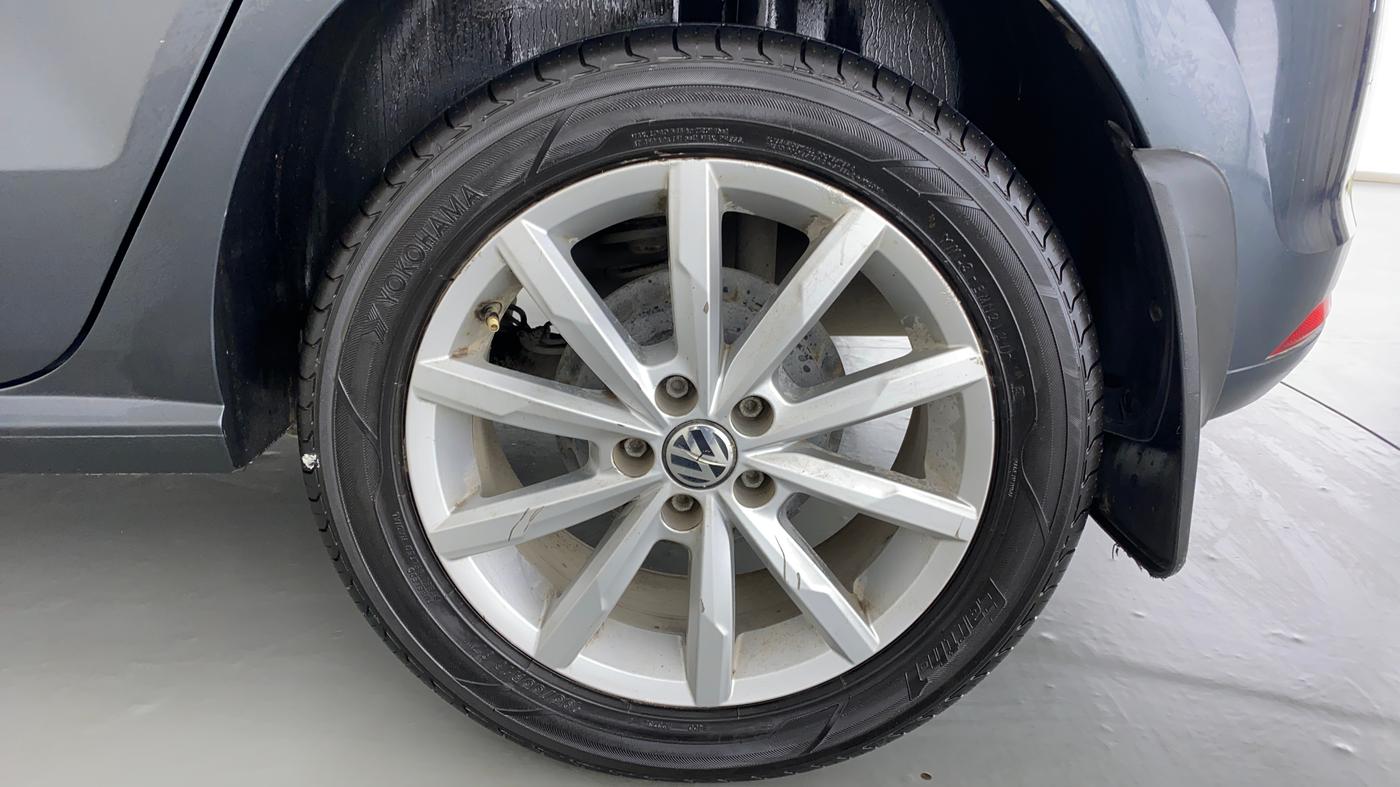 2018 Volkswagen Polo GT TSI 1.2 PETROL AT, Petrol, Automatic, 67,253 km, Left Rear Wheel