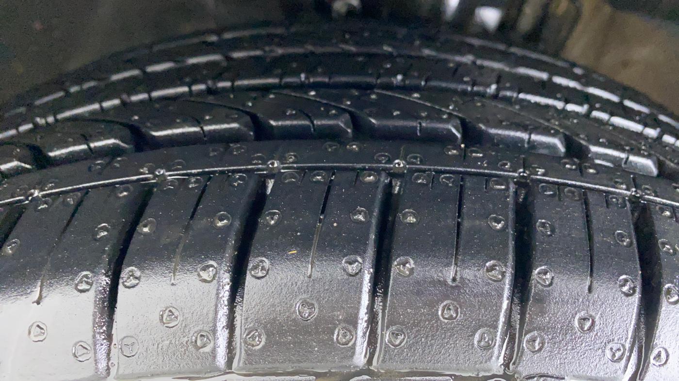 2018 Volkswagen Polo GT TSI 1.2 PETROL AT, Petrol, Automatic, 67,253 km, Left Front Tyre Tread