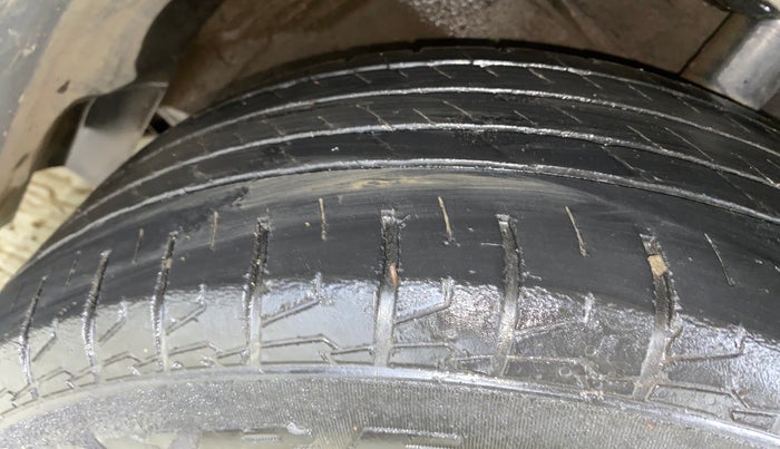 2020 MG HECTOR SHARP 1.5 DCT PETROL, Petrol, Automatic, 99,435 km, Right Front Tyre Tread