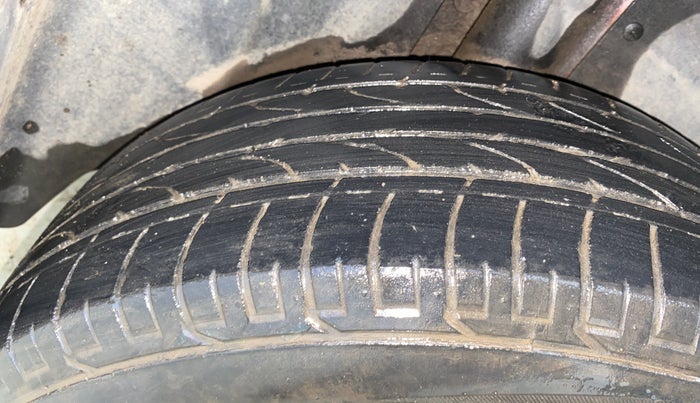 2020 MG HECTOR SHARP 1.5 DCT PETROL, Petrol, Automatic, 99,435 km, Right Rear Tyre Tread