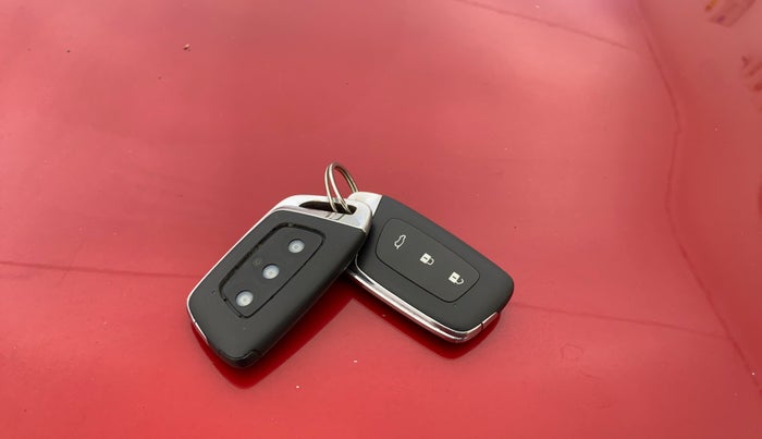 2020 MG HECTOR SHARP 1.5 DCT PETROL, Petrol, Automatic, 99,435 km, Key Close Up