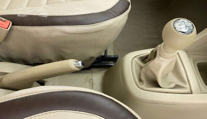 2014 Maruti Ertiga ZDI, Diesel, Manual, 25,569 km, Gear Lever