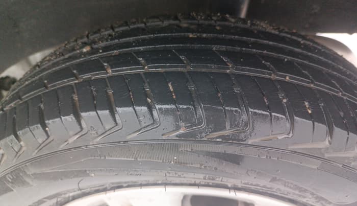 2018 Datsun Redi Go T (O), Petrol, Manual, 40,640 km, Left Rear Tyre Tread