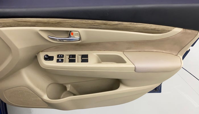 2019 Maruti Ciaz SIGMA 1.5 SHVS MT  PETROL, Petrol, Manual, 26,894 km, Driver Side Door Panels Control