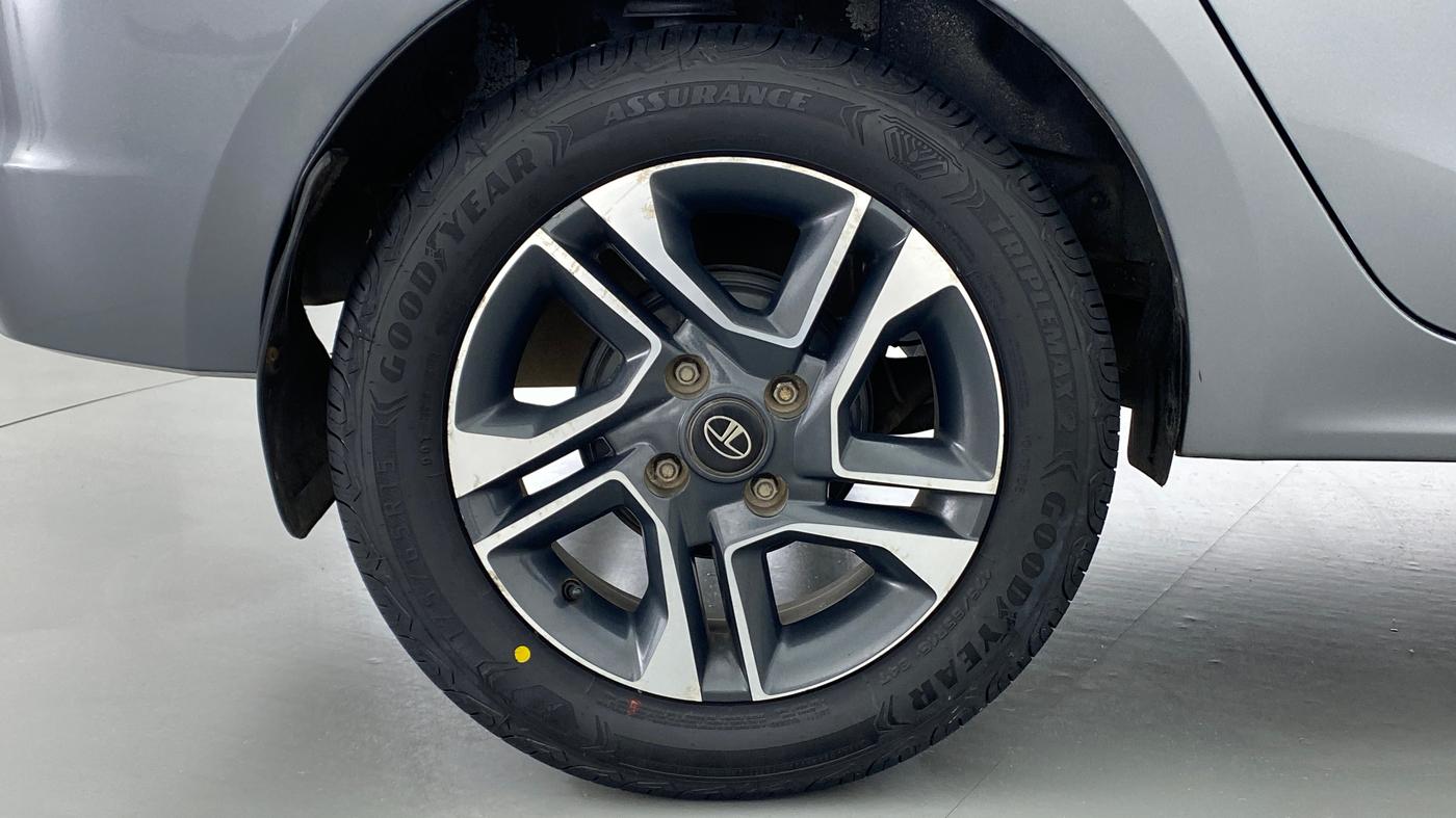 2018 Tata TIGOR Revotron XZA 1.2, Petrol, Automatic, 54,243 km, Right Rear Wheel