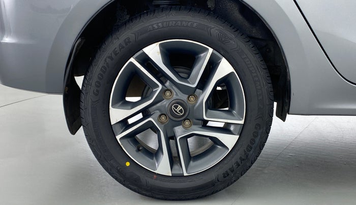 2018 Tata TIGOR Revotron XZA 1.2, Petrol, Automatic, 54,243 km, Right Rear Wheel