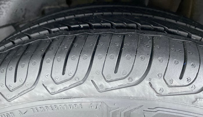 2018 Tata TIGOR Revotron XZA 1.2, Petrol, Automatic, 54,243 km, Left Rear Tyre Tread