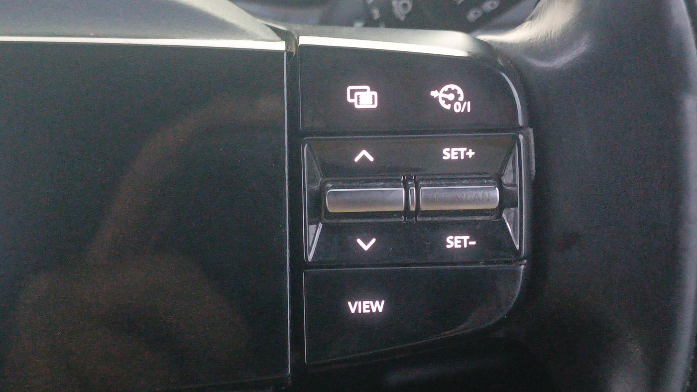 2023 Tata NEXON FEARLESS SUNROOF DUAL TONE 1.2 PETROL, Petrol, Manual, 46,023 km, Adaptive Cruise Control