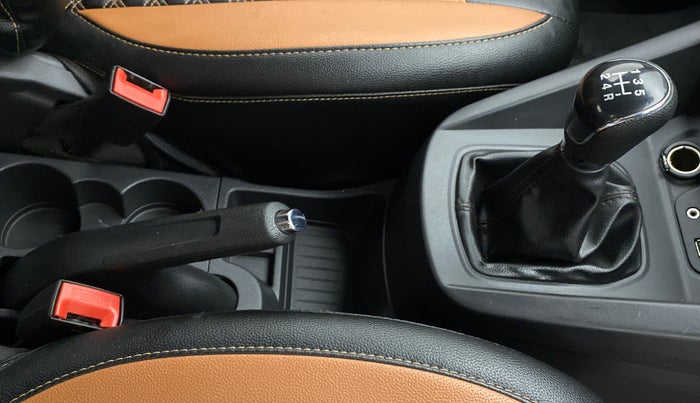 2018 Ford FREESTYLE TREND 1.2 PETROL, Petrol, Manual, 26,167 km, Gear Lever