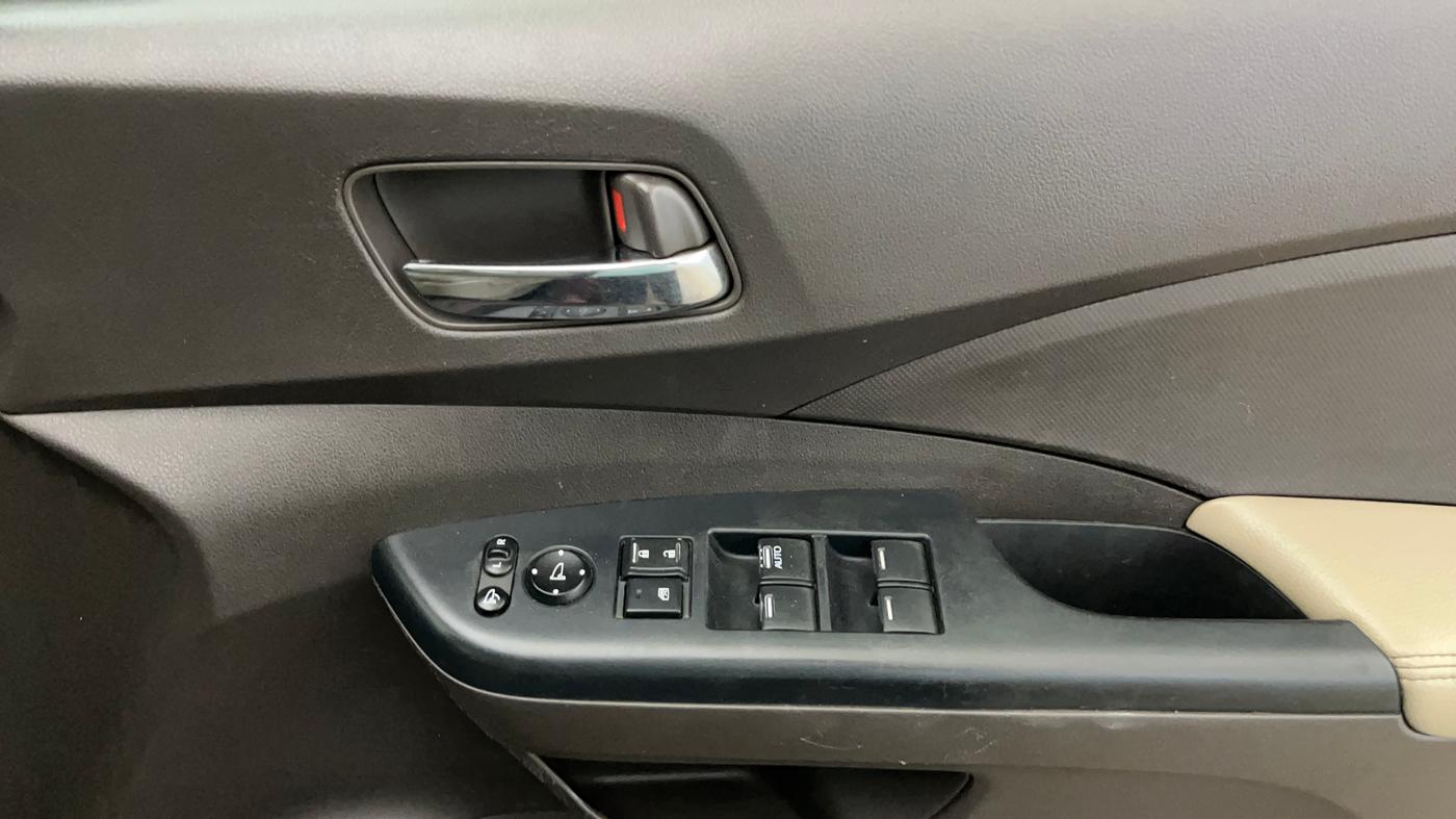 2015 Honda CRV 2.4 AWD AT, Petrol, Automatic, 1,08,607 km, Driver Side Door Panels Control