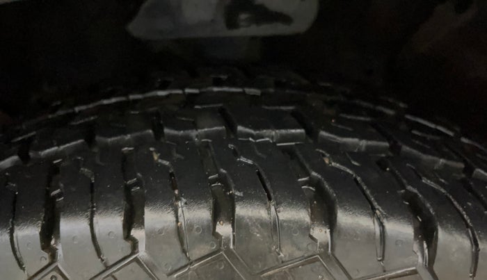2015 Honda CRV 2.4 AWD AT, Petrol, Automatic, 1,08,411 km, Left Front Tyre Tread