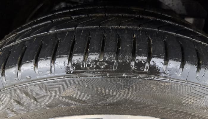 2021 MG HECTOR SHARP 1.5 DCT PETROL, Petrol, Automatic, 44,913 km, Right Front Tyre Tread