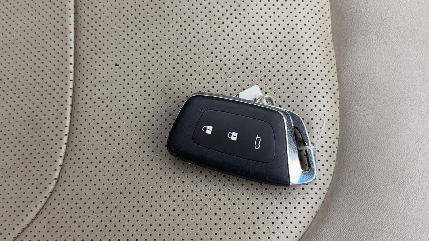2021 MG HECTOR SHARP 1.5 DCT PETROL, Petrol, Automatic, 44,913 km, Key Close Up